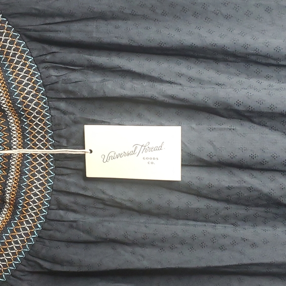 Universal Thread DRESS - Picture 9 of 10